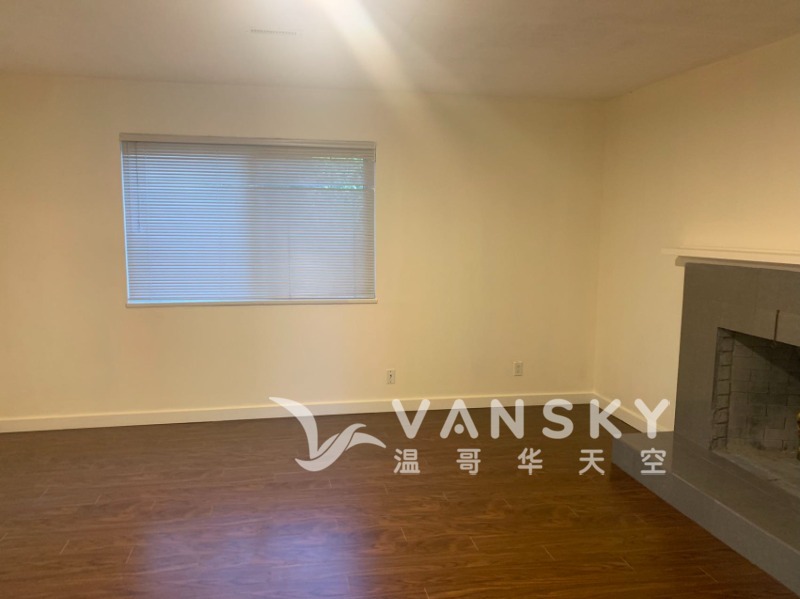 240417221837_big room1.jpg